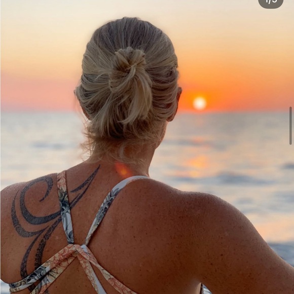 Boys + Arrows Pina Colada pineapple Dylan Bikini Top - Picture 9 of 12